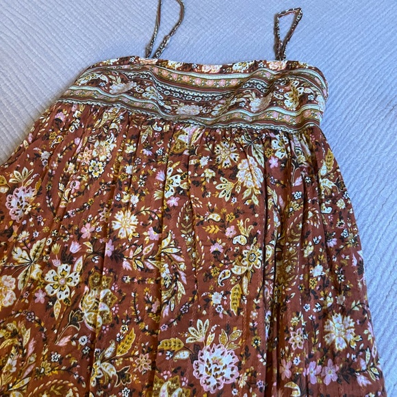 Flowery Dress - Picture 3 of 12